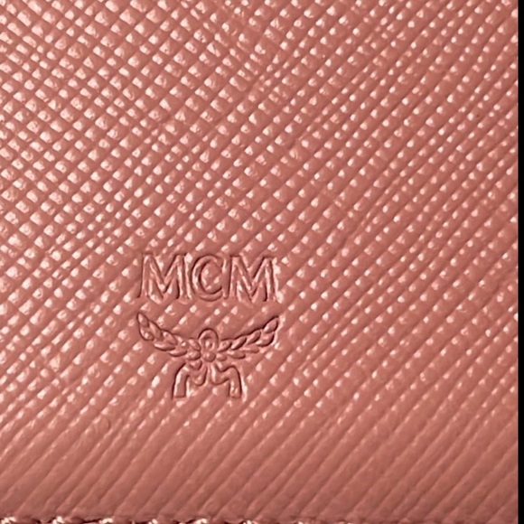MCM Rabbit Snap Wallet - Picture 5 of 9